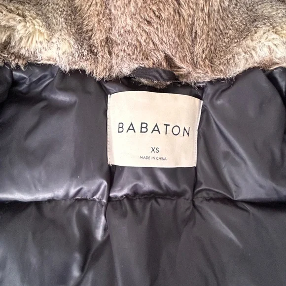 Aritizia Babaton St. Moritz Parka Premium Responsible Goose Down Women’s XS Coat - Picture 9 of 13